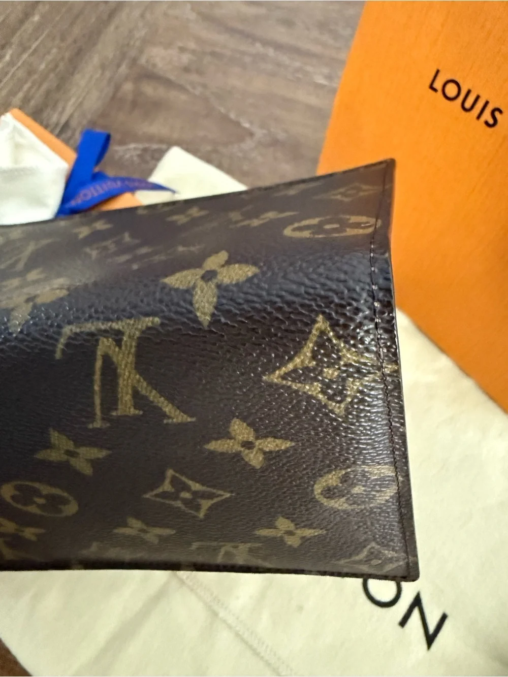 Louis Vuitton Vintage Checkbook / Long Wallet